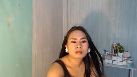 Mauie  online show from May 15, 2026, 11:34 pm