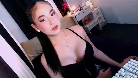 yourhumiliationgirl online show from October 26, 2025, 7:47 am