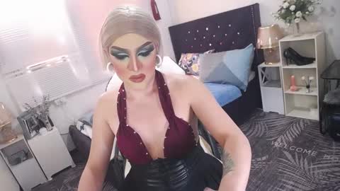 --               online show from March 4, 2025, 11:32 pm