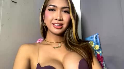 yourlovebella88 online show from March 2, 2026, 5:31 pm
