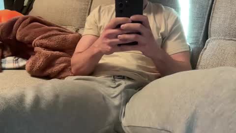 yourloyalpuppy online show from September 25, 2025, 2:54 pm