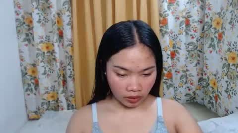 Snapshot of yourpinay_belle chatting on April 11, 2026, 8:18 am Belle online show from April 11, 2026, 8:18 am