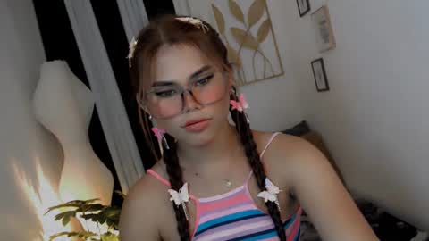 Snapshot of yourprettyblythe_ts chatting on June 22, 2026, 3:25 am yourprettyblythe_ts online show from June 22, 2026, 3:25 am