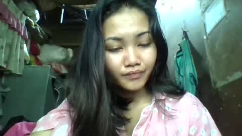 yourqueen1101 online show from March 27, 2026, 2:17 am