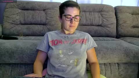Snapshot of yourr_muse chatting on July 23, 2026, 4:21 am Yourr Muse online show from July 23, 2026, 4:21 am