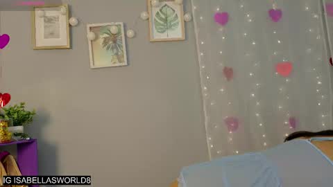 Isabella but you can call me Isa .-. online show from September 10, 2025, 6:02 am