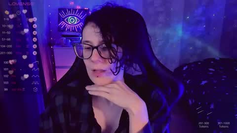 Snapshot of yourscosmic chatting on December 1, 2025, 12:32 pm Yours Cosmic online show from December 1, 2025, 12:32 pm