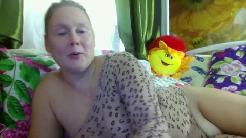 kroshka online show from October 8, 2025, 11:30 am