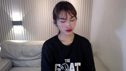    online show from December 18, 2025, 1:44 am