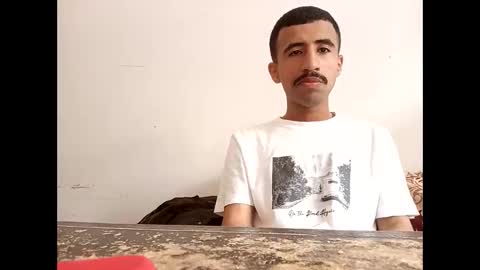 yoursexy150154 online show from April 28, 2026, 11:59 am