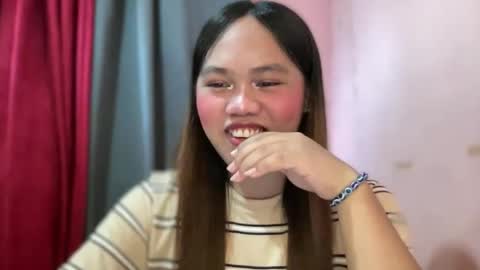 yourspecialgirl_rhea online show from February 25, 2026, 7:18 am