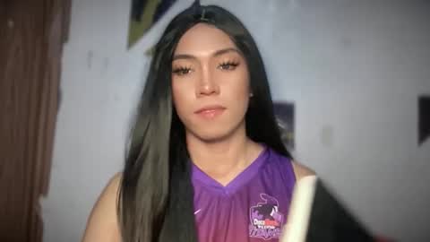 yoursweet_april19 online show from May 16, 2026, 10:47 am