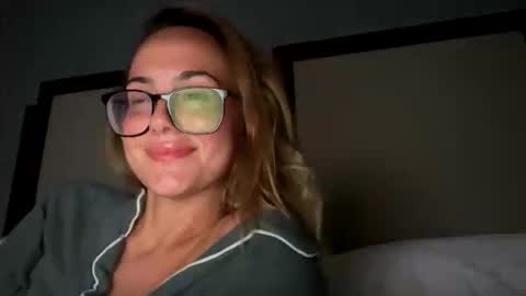 Snapshot of yoursweetgrace chatting on April 26, 2026, 10:57 am yoursweetgrace online show from April 26, 2026, 10:57 am