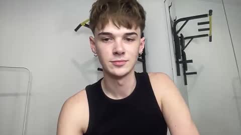 Snapshot of yoursweetyguy chatting on December 5, 2025, 6:48 pm yoursweetyguy online show from December 5, 2025, 6:48 pm