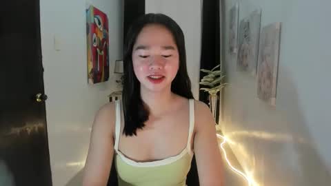 yourtinybunny online show from October 17, 2025, 9:12 am
