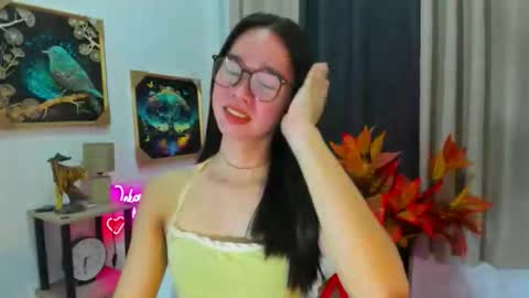 yourtinybunny online show from March 1, 2026, 11:12 am