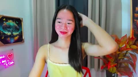 yourtinybunny online show from March 27, 2026, 11:10 am