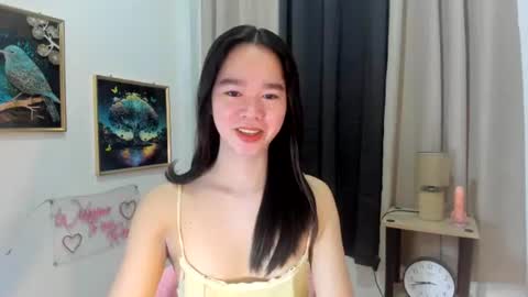 Snapshot of yourtinybunny chatting on June 28, 2026, 10:21 am yourtinybunny online show from June 28, 2026, 10:21 am