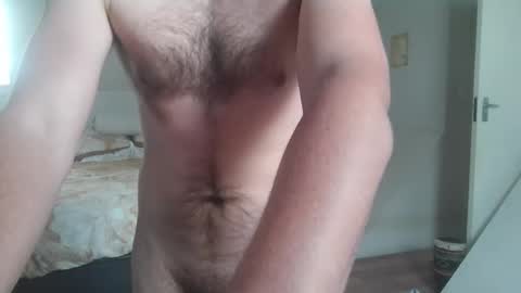 Snapshot of yousaywhen01 chatting on October 25, 2025, 11:07 am yousaywhen01 online show from October 25, 2025, 11:07 am