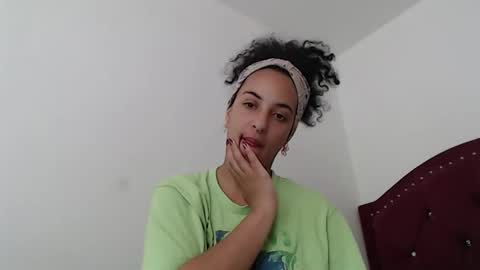 elizabeth  ju   online show from March 22, 2026, 6:22 pm