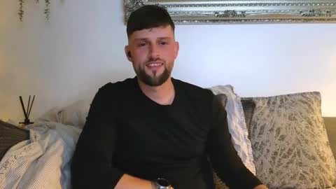 youzername2 online show from December 14, 2025, 12:49 am