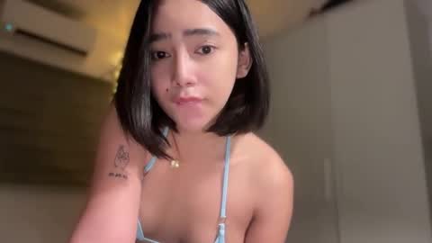 Snapshot of yowginethegreat chatting on December 14, 2025, 12:10 pm YowgineTheGreat online show from December 14, 2025, 12:10 pm