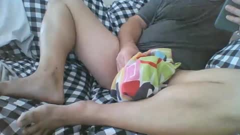 Yoyozee online show from February 8, 2025, 7:38 pm