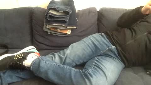 Snapshot of yque2 chatting on March 12, 2025, 9:35 pm yque online show from March 12, 2025, 9:35 pm