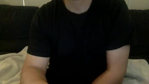 yque online show from November 27, 2025, 3:14 pm