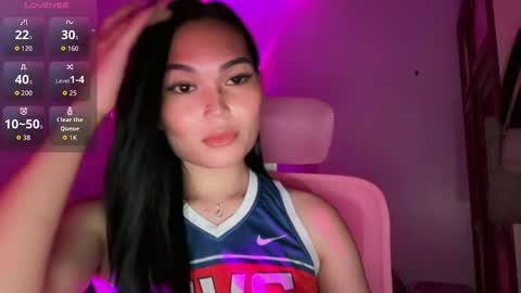 yrdrmgrl_jennie26 online show from February 23, 2026, 4:04 pm