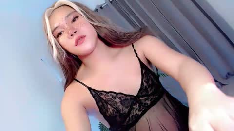 ysabella_love69 online show from October 28, 2025, 6:21 pm