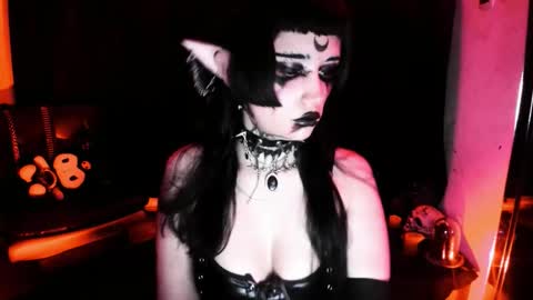 Yue Eclipsa online show from March 22, 2026, 4:16 am