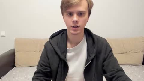 Snapshot of yueslang chatting on November 14, 2025, 6:39 pm Yue Lang and Samm online show from November 14, 2025, 6:39 pm