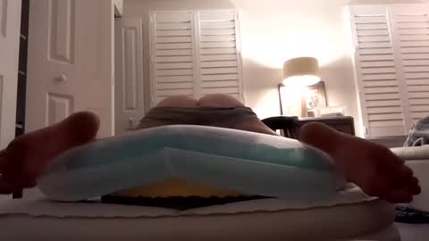 yuhop3 online show from September 16, 2025, 2:45 am