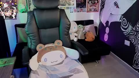 Snapshot of yuhwa chatting on September 20, 2025, 9:16 pm rawr Anne Independent model online show from September 20, 2025, 9:16 pm