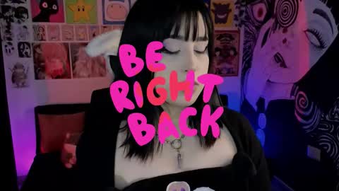 Snapshot of yuhwa chatting on October 14, 2025, 11:27 pm rawr Anne Independent model online show from October 14, 2025, 11:27 pm