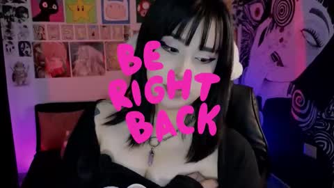 Snapshot of yuhwa chatting on October 19, 2025, 10:54 pm rawr Anne Independent model online show from October 19, 2025, 10:54 pm