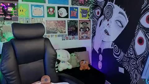 Snapshot of yuhwa chatting on November 7, 2025, 6:41 pm rawr Anne Independent model online show from November 7, 2025, 6:41 pm