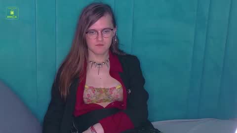 Yuko online show from October 30, 2025, 3:41 am