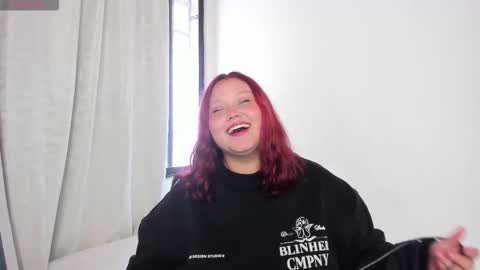 Yuliet online show from September 20, 2025, 2:29 pm