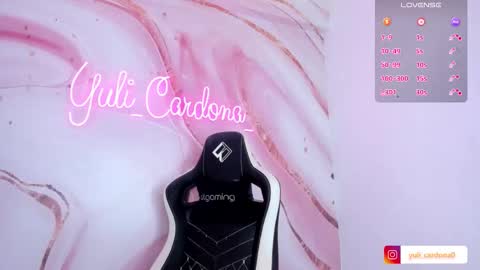 Yuliet online show from February 13, 2026, 7:10 pm