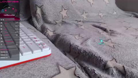 Snapshot of yuli_ya chatting on December 14, 2024, 8:23 am Sweet Pussy online show from December 14, 2024, 8:23 am