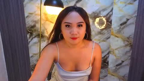 Snapshot of yulia_lipps chatting on May 18, 2026, 2:23 pm yulia_lipps online show from May 18, 2026, 2:23 pm