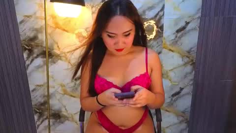 Snapshot of yulia_lipps chatting on May 21, 2026, 2:46 pm yulia_lipps online show from May 21, 2026, 2:46 pm