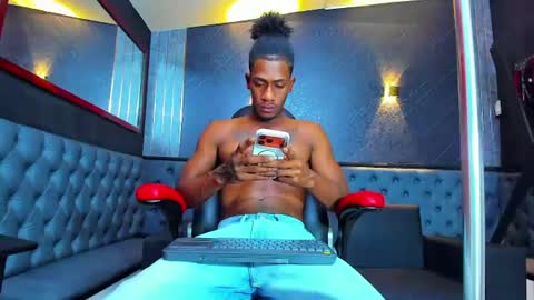 Snapshot of yulian_23 chatting on July 18, 2026, 5:33 am Ivan online show from July 18, 2026, 5:33 am