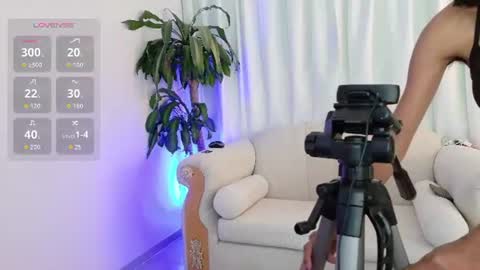 Snapshot of yuliethpetite chatting on July 10, 2026, 11:35 am yuliethpetite online show from July 10, 2026, 11:35 am