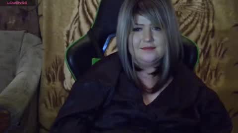 Snapshot of yuliiared chatting on November 30, 2025, 2:15 am yuliiared online show from November 30, 2025, 2:15 am