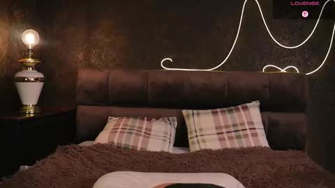 Ann online show from October 10, 2025, 4:11 am