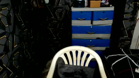 yumi online show from March 12, 2026, 6:14 pm