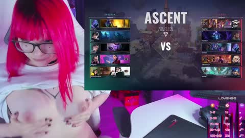 Snapshot of yumi_youkai chatting on December 16, 2024, 3:00 pm Yumi 3 online show from December 16, 2024, 3:00 pm